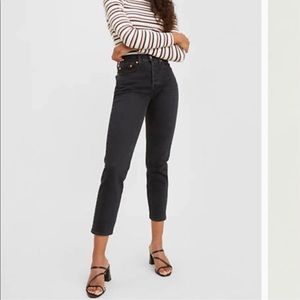 Black Wedgie Ankle Levi’s Jeans
